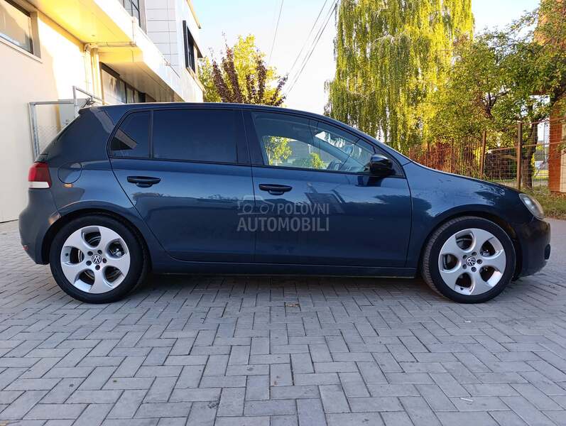 Volkswagen Golf 6 1.6 tdi 105