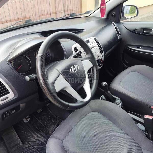 Hyundai i20 