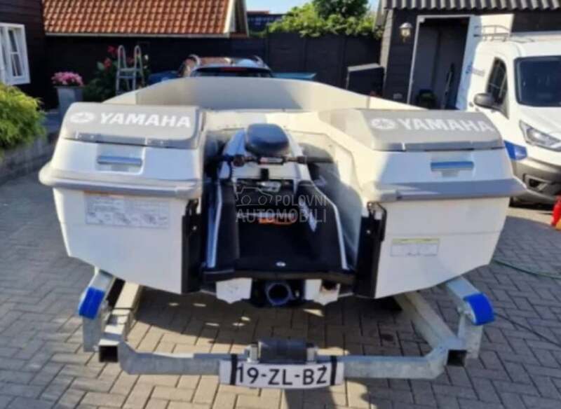 Yamaha M Craft 4.6x2.2m