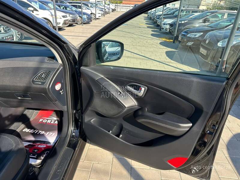 Hyundai ix35 A U T/N O V/F U L
