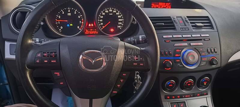 Mazda 3 1.6 b.e.n.-o.p.r.e.m