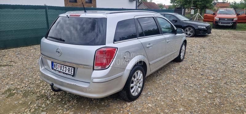 Opel Astra H 1.9 CDTI