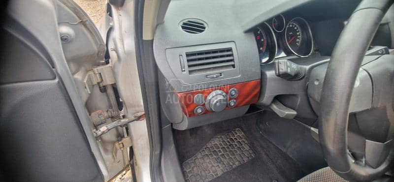 Opel Astra H 1.9 CDTI