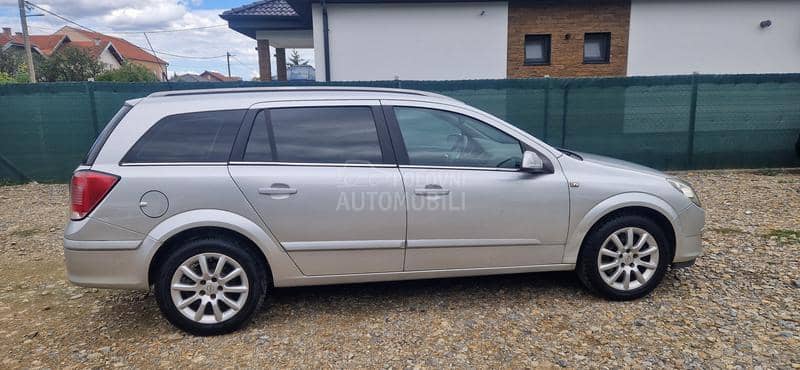 Opel Astra H 1.9 CDTI