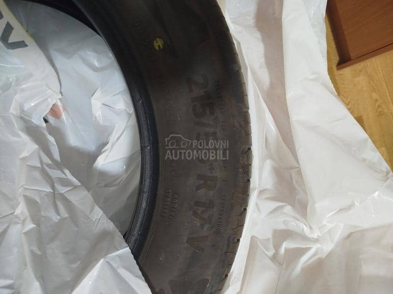 Continental 215/55 R17 Letnja
