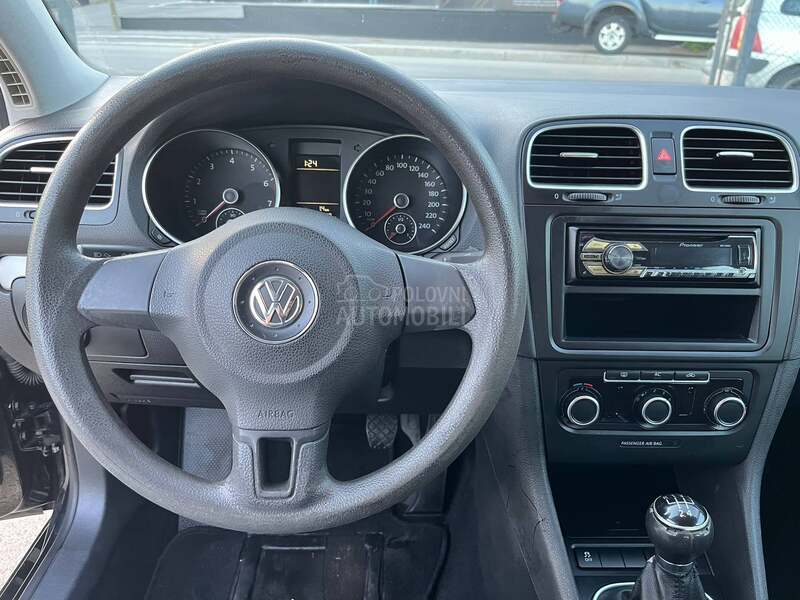Volkswagen Golf 6 