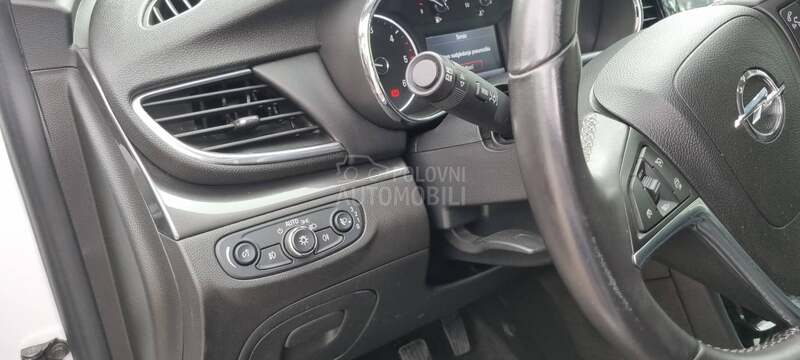 Opel Mokka X t o p