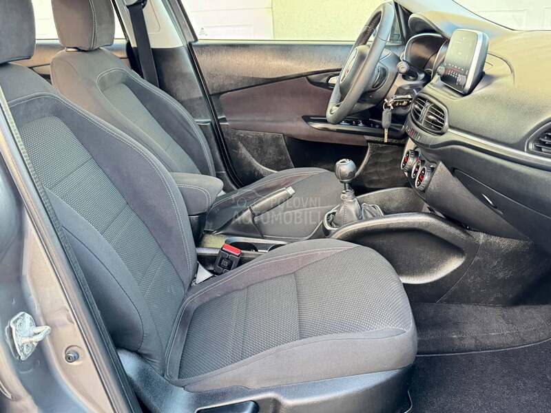 Fiat Tipo 1.6MJTD LOUNGE/LED