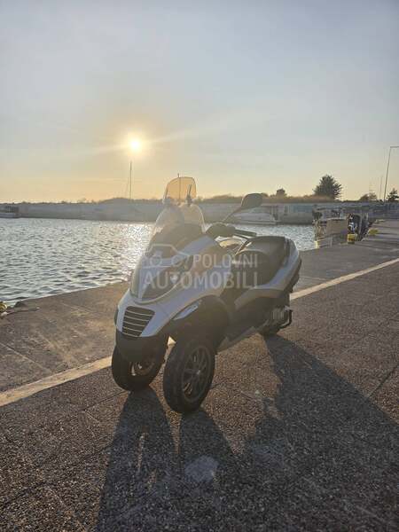 Piaggio Mp3 250i A kategorija