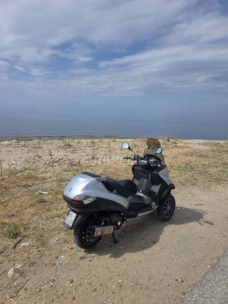Piaggio Mp3 250i A kategorija