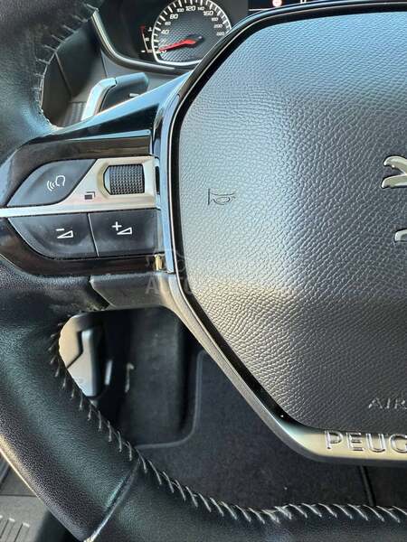Peugeot 2008 1.5 HDI