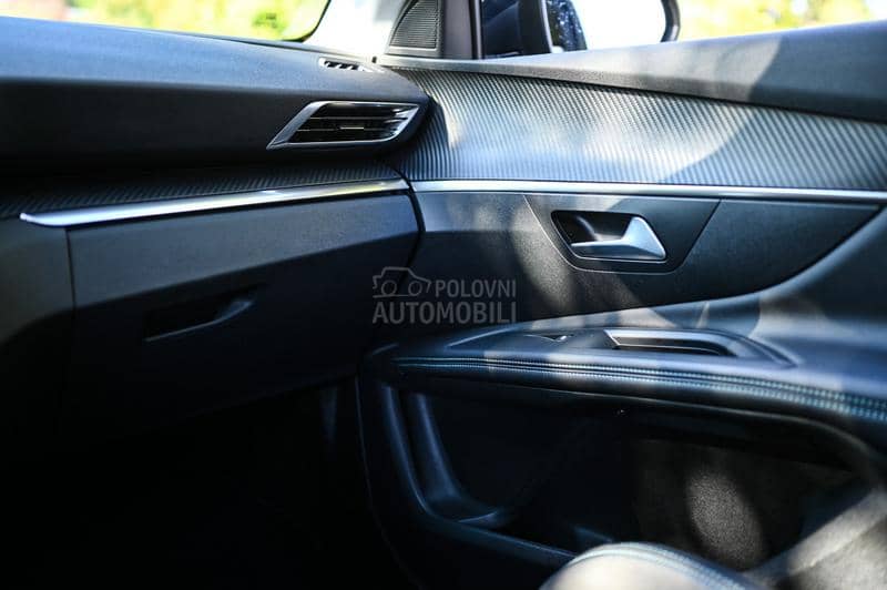 Peugeot 3008 1.5 HDi Allure EAT8