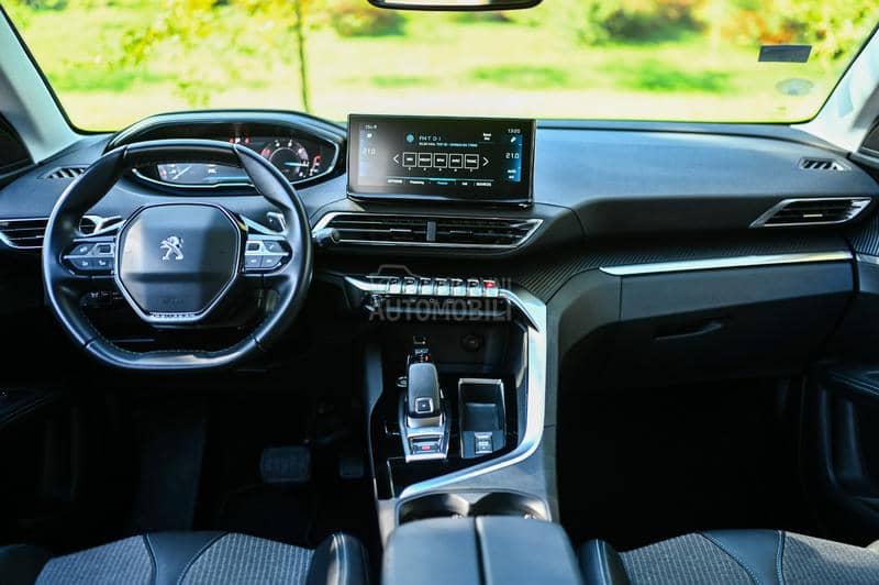 Peugeot 3008 1.5 HDi Allure EAT8