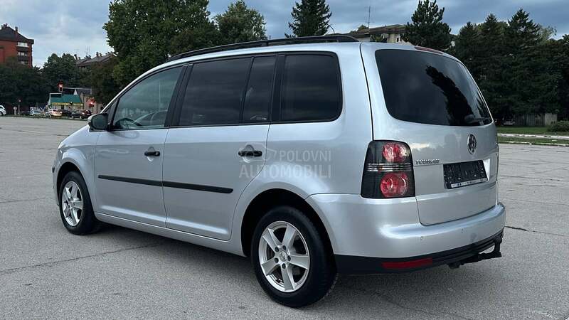 Volkswagen Touran 1,9 TDI BESPREK0RAN