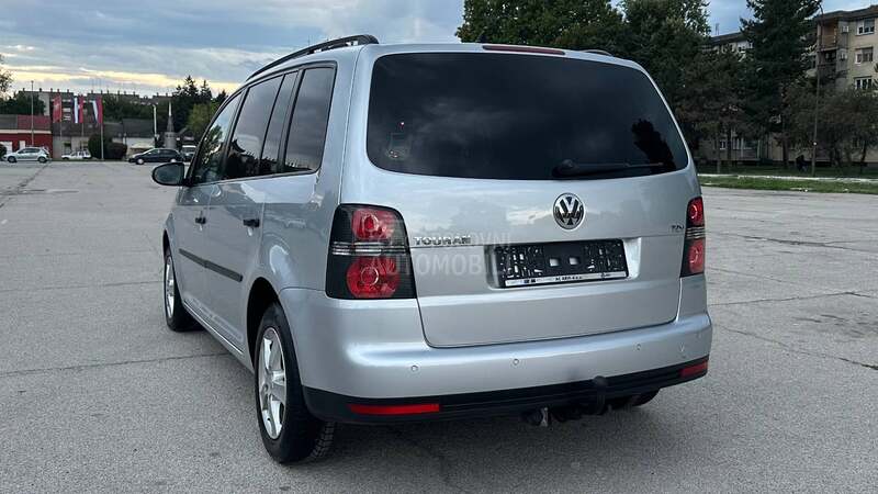 Volkswagen Touran 1,9 TDI BESPREK0RAN