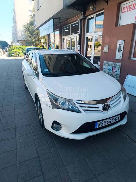 Toyota Avensis 