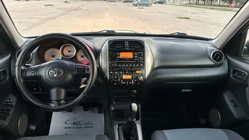 Toyota RAV 4 2.0 TDI  4X4 N0V N0V