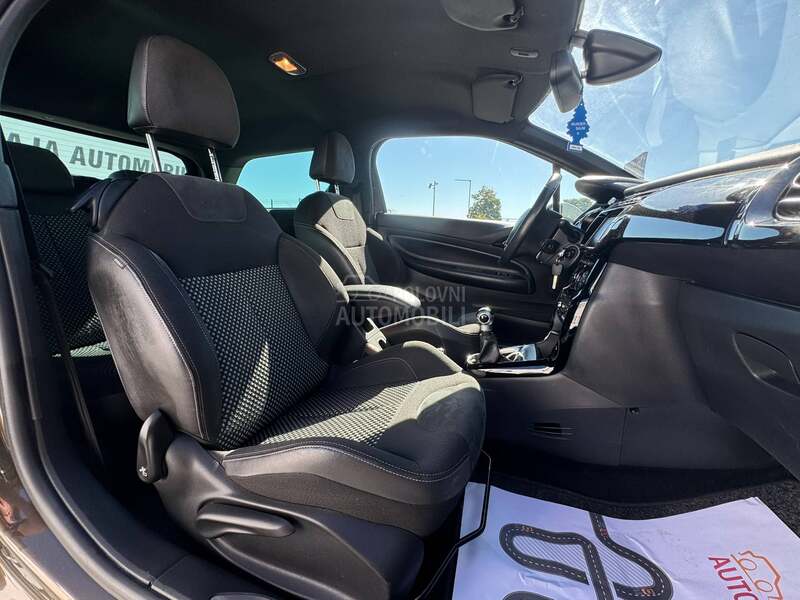 Citroen DS3 LED / NAV / VELUR