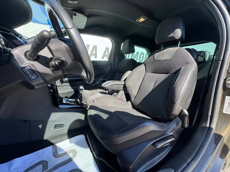 Citroen DS3 LED / NAV / VELUR