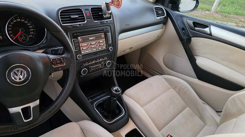 Volkswagen Golf 6 2,0TDI HIGH LINE