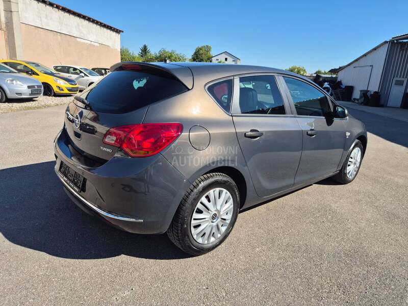Opel Astra J 1.4 b