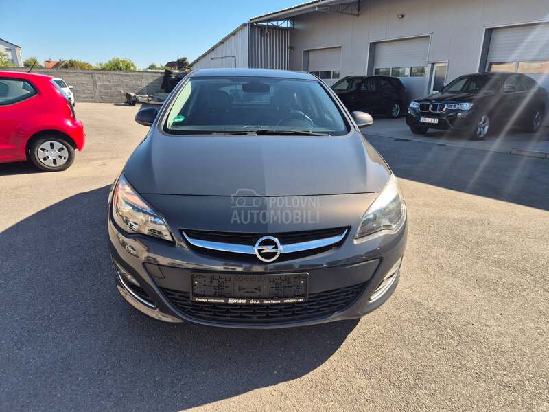 Opel Astra J 1.4 b