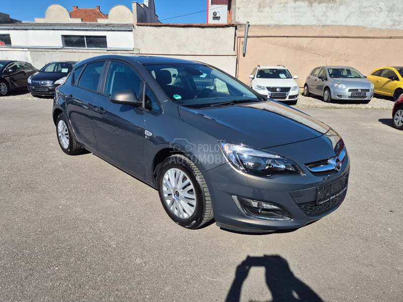 Opel Astra J 1.4 b