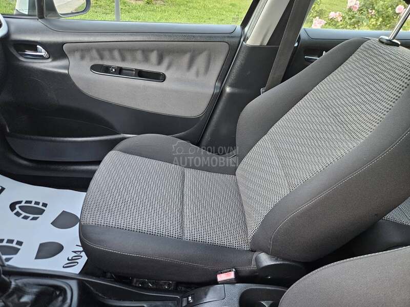 Peugeot 207 1.6hdi SW PANO
