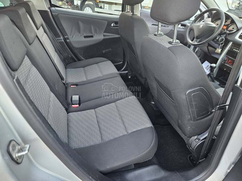 Peugeot 207 1.6hdi SW PANO