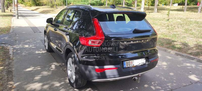 Volvo XC40 Momentum pro