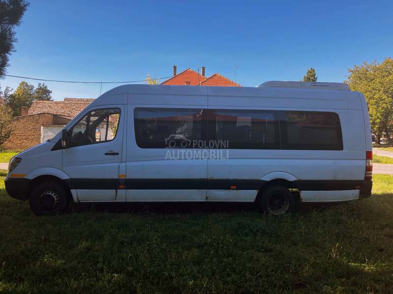 Mercedes Benz Sprinter 515