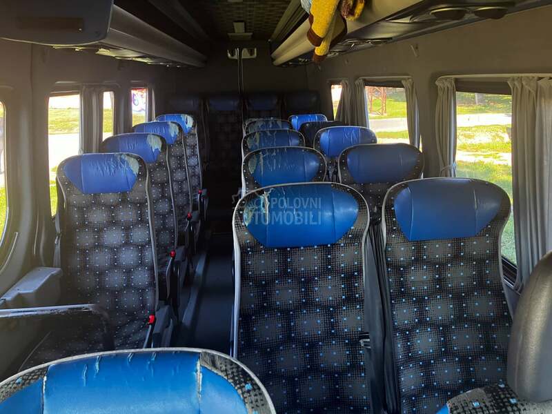 Mercedes Benz Sprinter 515