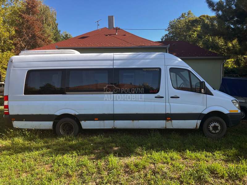 Mercedes Benz Sprinter 515