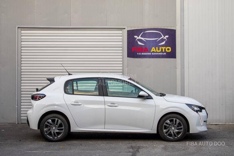 Peugeot 208 1.2 EAT Sport