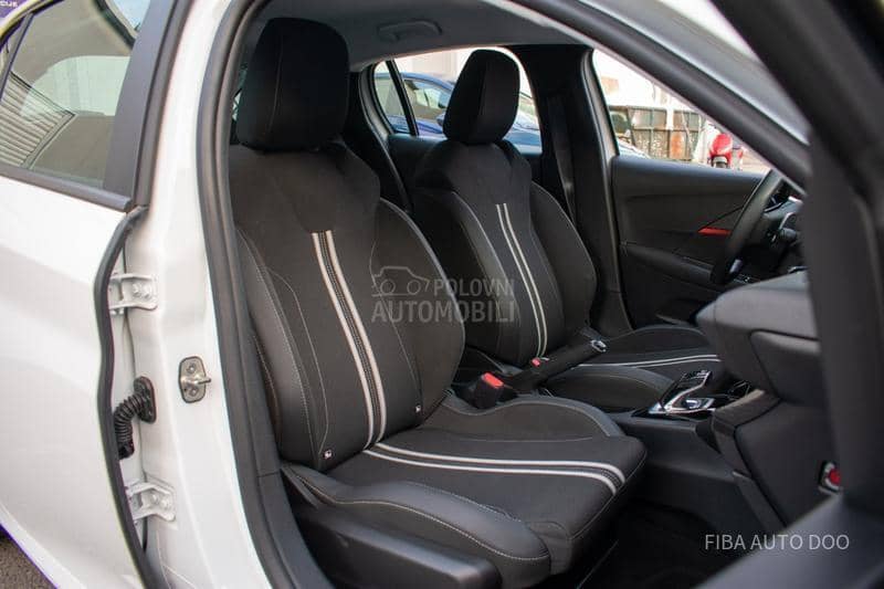 Peugeot 208 1.2 EAT Sport