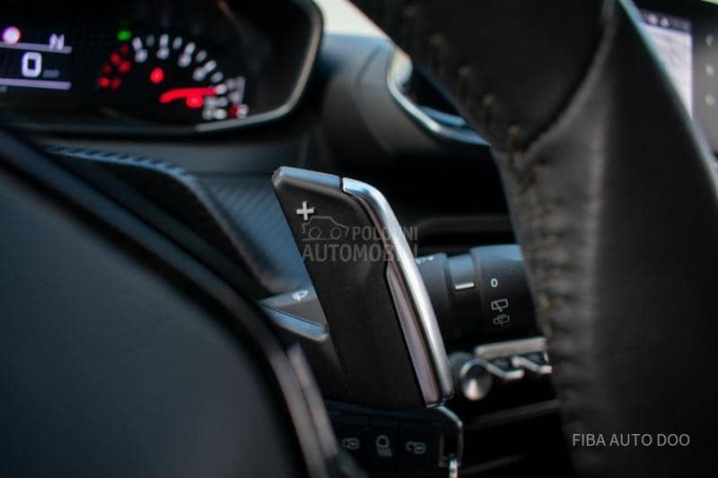 Peugeot 208 1.2 EAT Sport