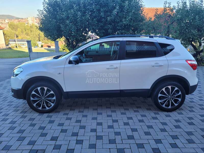 Nissan Qashqai 1.6