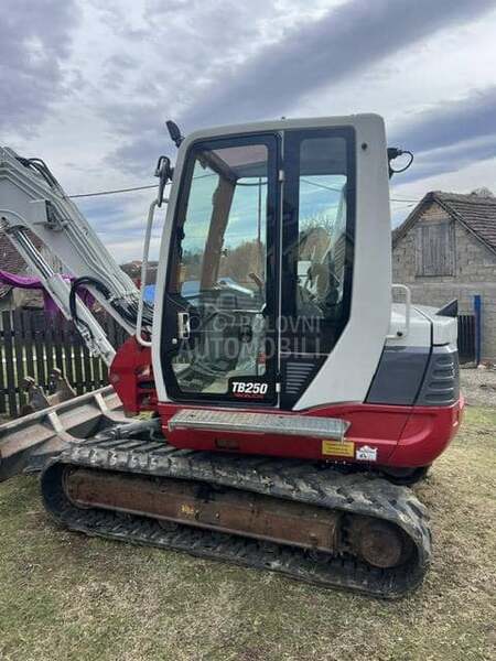 Takeuchi TB250