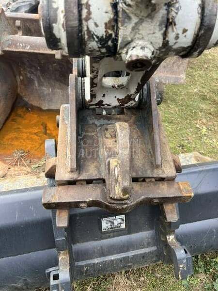 Takeuchi TB250