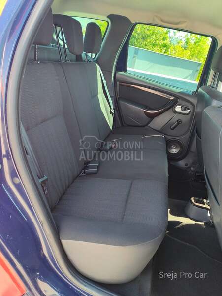 Dacia Duster 1.6