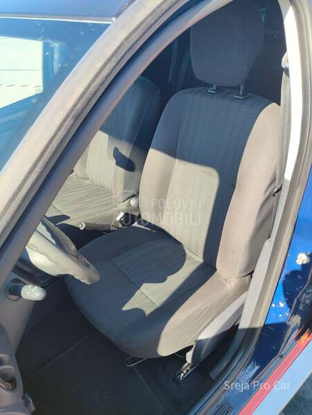 Dacia Duster 1.6