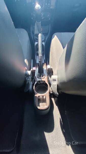 Dacia Duster 1.6