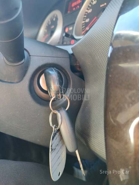Dacia Duster 1.6