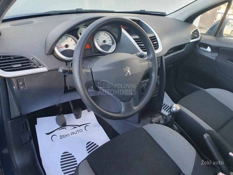 Peugeot 207 1.4i CH