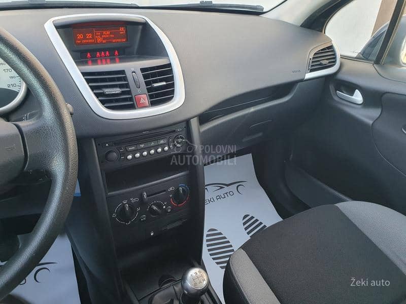 Peugeot 207 1.4i CH