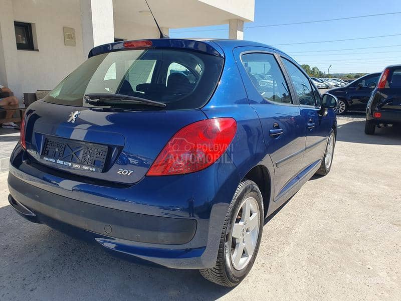 Peugeot 207 1.4i CH