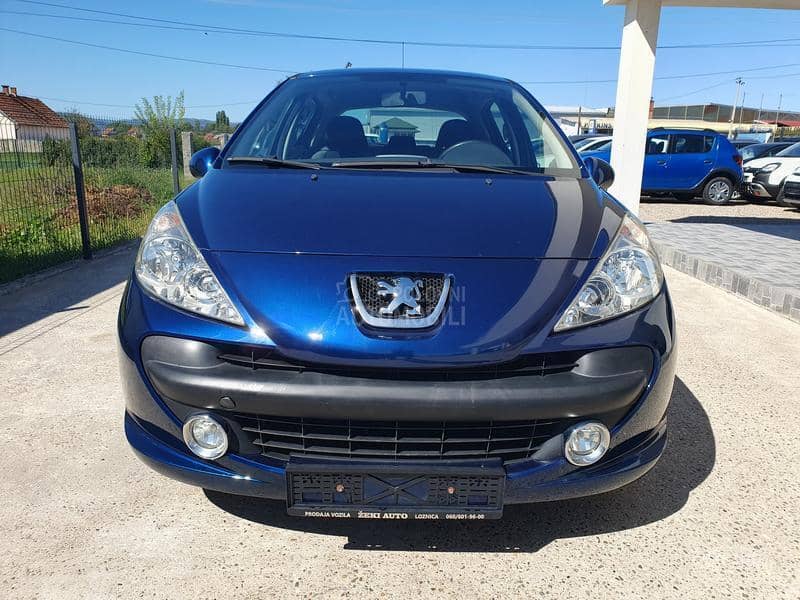 Peugeot 207 1.4i CH