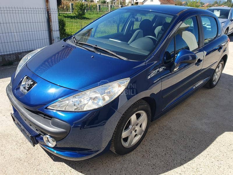 Peugeot 207 1.4i CH