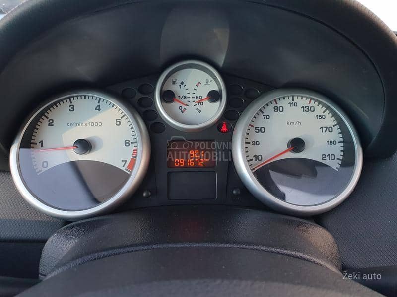Peugeot 207 1.4i CH