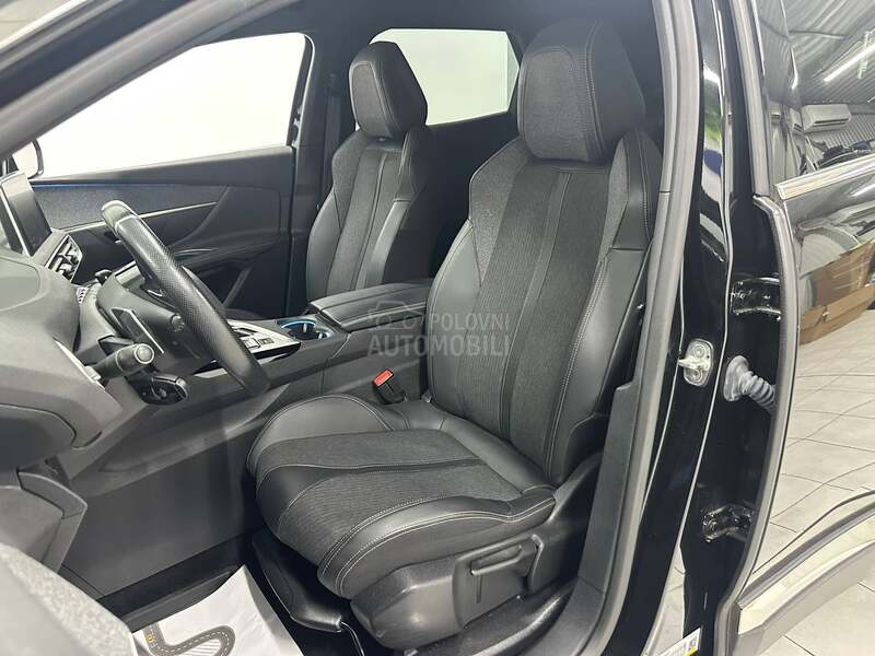 Peugeot 3008 1.2i GT LINE AUT